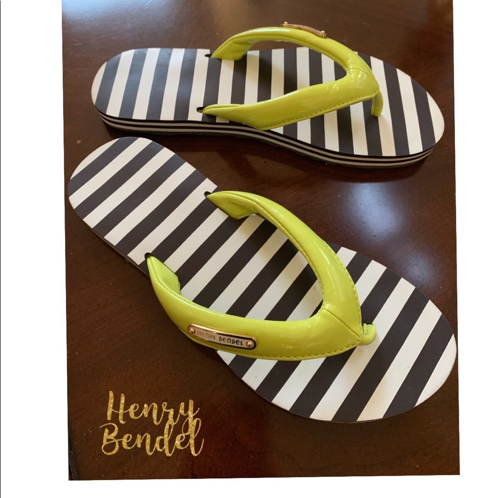 Flip flops 🌴🌴 Sandals 🌴🌴